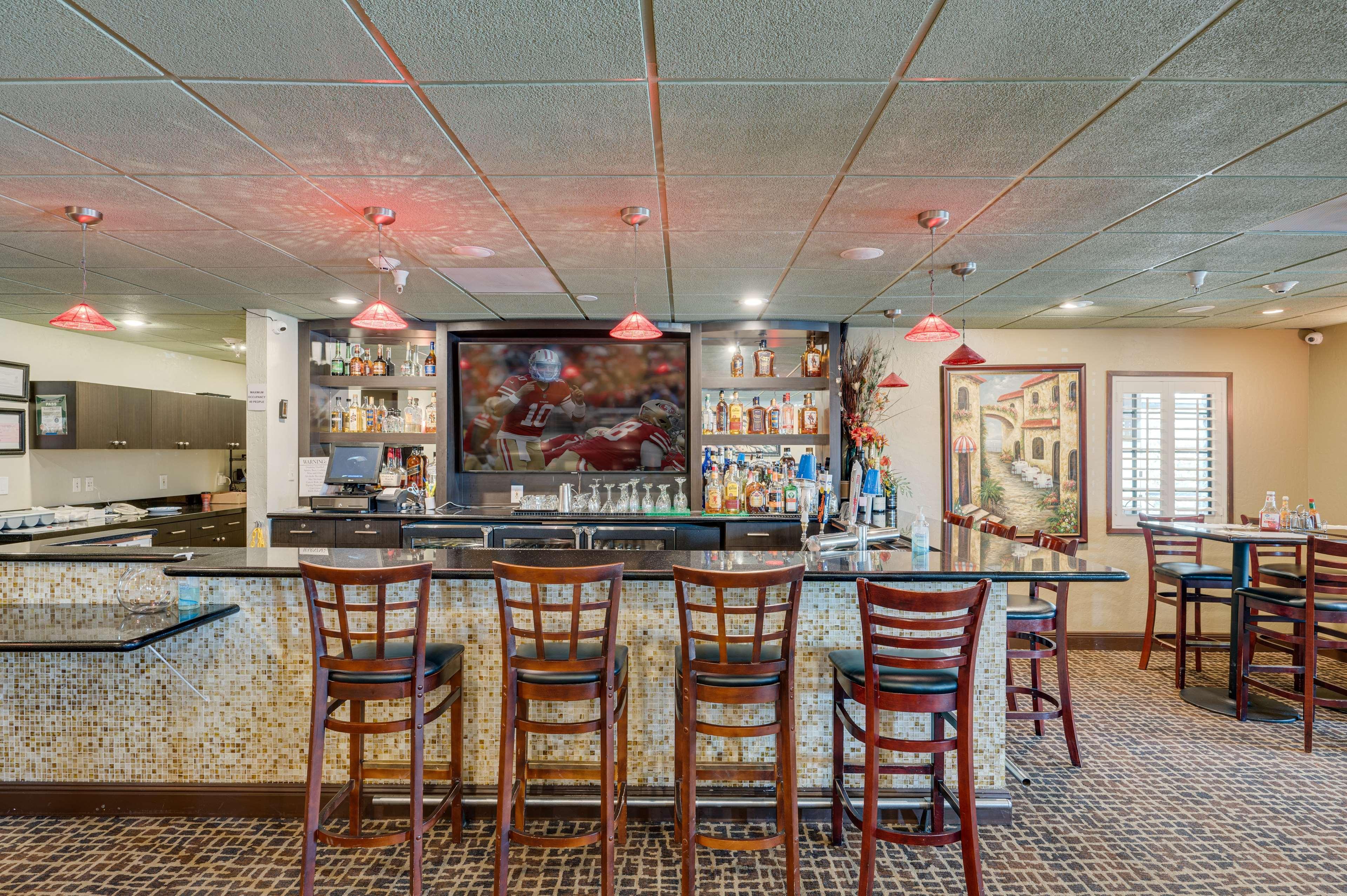 Best Western Plus Brookside Inn Милпитас Экстерьер фото