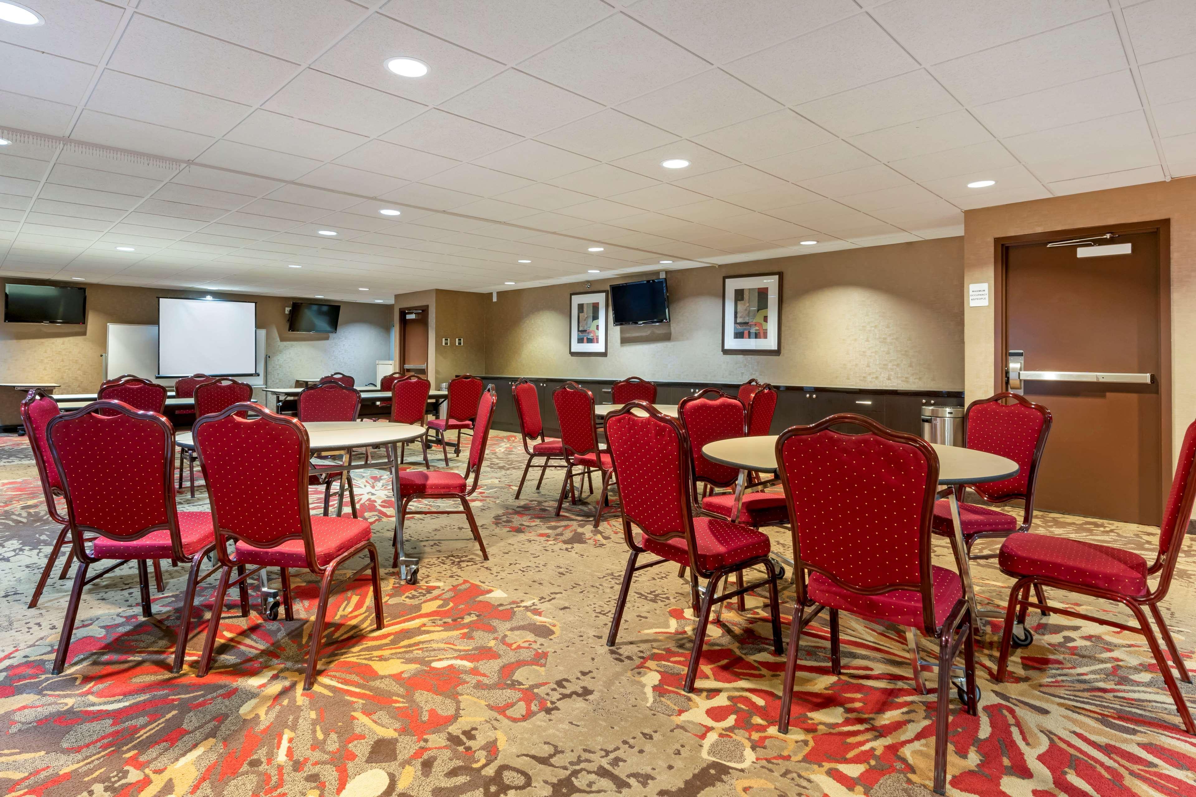 Best Western Plus Brookside Inn Милпитас Экстерьер фото